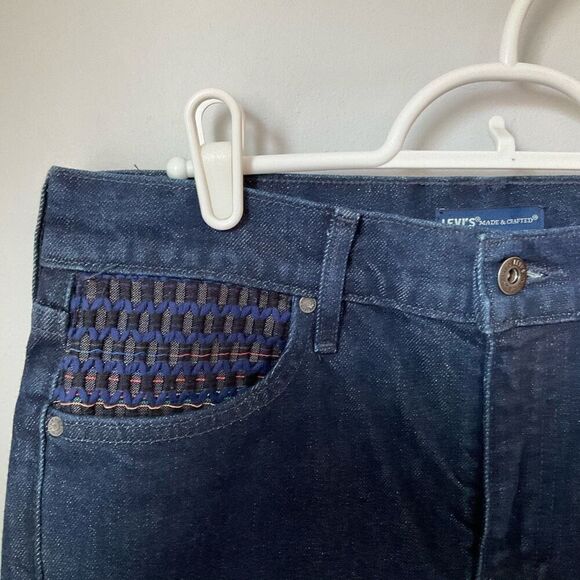 Anthro x Levis Made and Crafted Embroidered Dark Wash Flares 8/29. Boho Festiv